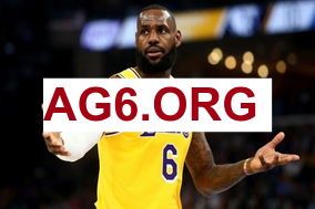 肘击C罗+血流不止！纳瓦罗：马德里媒体要求判我入狱，我是无意的